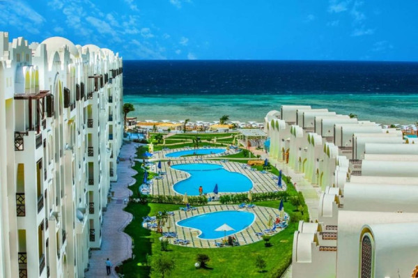 Gravity Hotel & Aqua Park Sahl Hasheesh Families and Couples Only